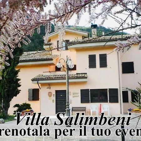 Gasthaus Locanda Salimbeni San Severino Marche Exterior foto